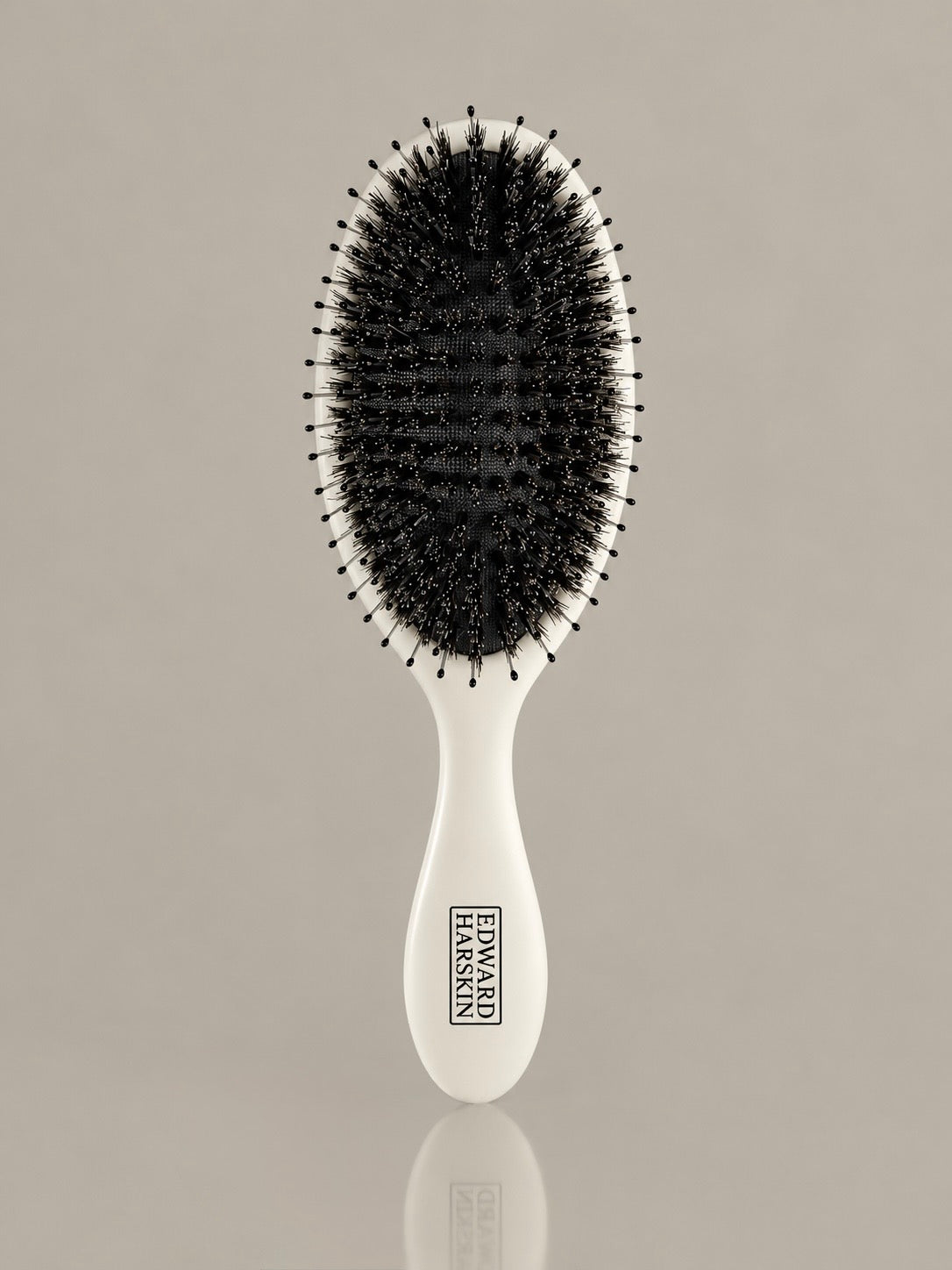 N°02 Hairbrush