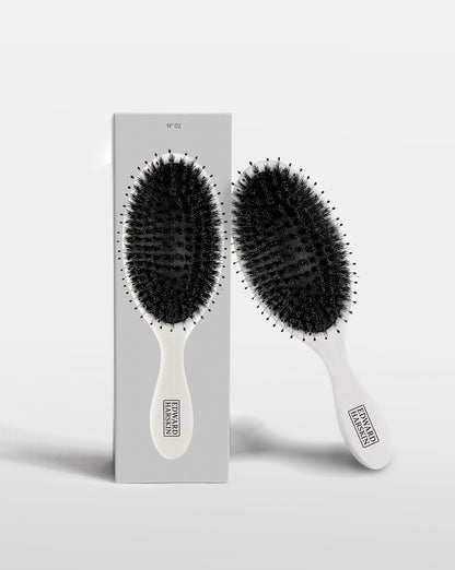 N˚ 02 Detangling Hairbrush